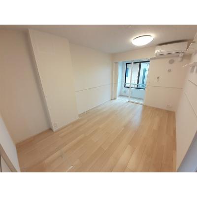 オーブ 102【管理NO：1-027403301-01020】 ★家具家電は申し込み後に搬入します★ ★2026年12月中旬入居可能★の物件写真2