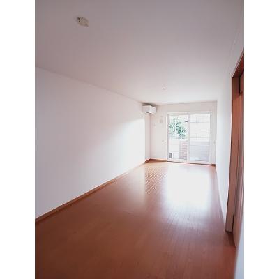 ルーナ・ジェーナ・パレス 103【管理NO：1-014289101-01030】 ★家具家電は申し込み後に搬入します★の物件写真2