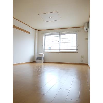 イースト・ウインディー 202【管理NO：1-013088001-02020】 ★家具家電は申し込み後に搬入します★ ★2026年11月下旬入居可能★の物件写真2
