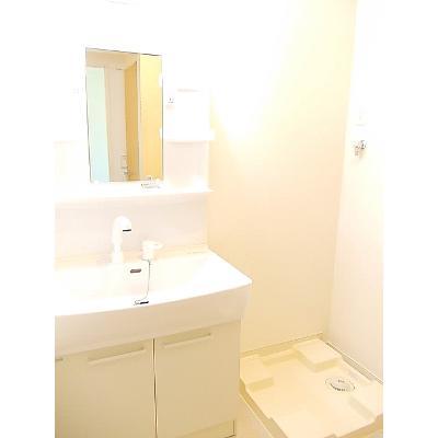 クロワール 201【管理NO：1-022261901-02010】 ★家具家電は申し込み後に搬入します★ ★2026年10月下旬入居可能★の物件写真6