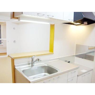 リファインドⅢ 101【管理NO：1-015340301-01010】 ★家具家電は申し込み後に搬入します★ ★2026年11月下旬入居可能★の物件写真3
