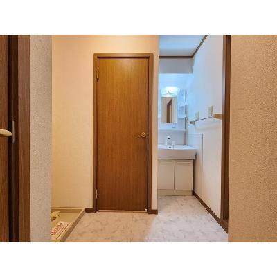 ファーテェィルアースⅡＣ 202【管理NO：1-007425603-02020】 ★家具家電は申し込み後に搬入します★ ★2026年11月中旬入居可能★の物件写真6