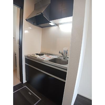 プリムローズ 102【管理NO：1-022489801-01020】 ★家具家電は申し込み後に搬入します★ ★2026年10月下旬入居可能★の物件写真3