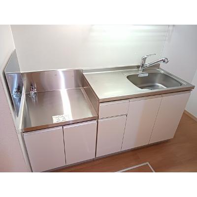 コモド　アデッソ 105【管理NO：1-015760801-01050】 ★家具家電は申し込み後に搬入します★ ★2026年11月下旬入居可能★の物件写真3
