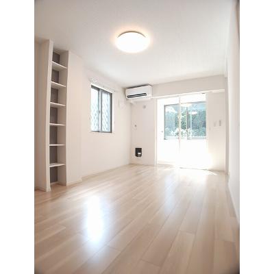 エスペランサ 101【管理NO：1-027641701-01010】 ★家具家電は申し込み後に搬入します★ ★2026年12月上旬入居可能★の物件写真2