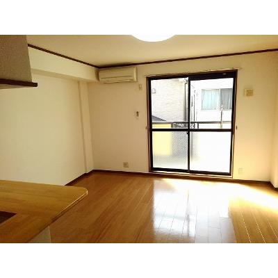 シューネス 202【管理NO：1-012722401-02020】 ★家具家電は申し込み後に搬入します★ ★2026年11月下旬入居可能★の物件写真2