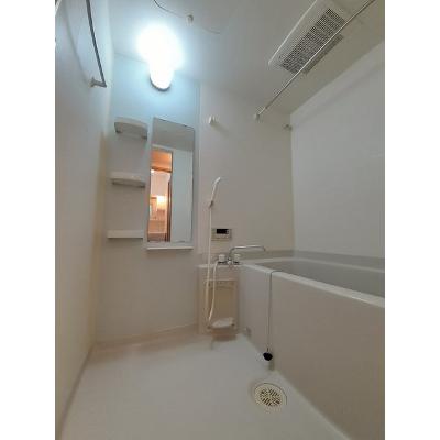 ウィスタリア 101【管理NO：1-013763101-01010】 ★家具家電は申し込み後に搬入します★ ★2026年11月中旬入居可能★の物件写真4