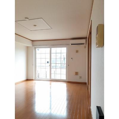 カーサ　リーヴァ 102【管理NO：1-012185401-01020】 ★家具家電は申し込み後に搬入します★ ★2026年11月中旬入居可能★の物件写真2