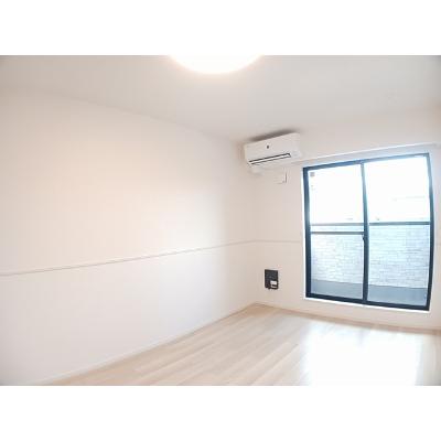 アストラル　ファインⅠ 201【管理NO：1-027356001-02010】 ★家具家電は申し込み後に搬入します★ ★2026年11月上旬入居可能★の物件写真2