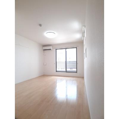 クロスロード三沢 207【管理NO：1-021091101-02060】 ★家具家電は申し込み後に搬入します★ ★2026年11月上旬入居可能★の物件写真2