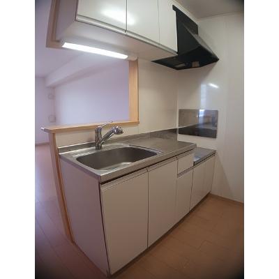 プラム　Ⅱ 201【管理NO：1-016009501-02010】 ★家具家電は申し込み後に搬入します★ ★2026年10月下旬入居可能★の物件写真3
