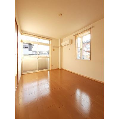 アーバン・プレイス 102【管理NO：1-005130201-01020】 ★家具家電は申し込み後に搬入します★ ★2027年01月中旬入居可能★の物件写真2
