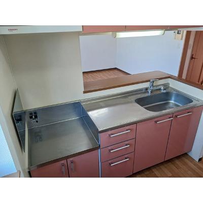 プリムラ 201【管理NO：1-013061001-02010】 ★家具家電は申し込み後に搬入します★ ★2026年11月中旬入居可能★の物件写真3
