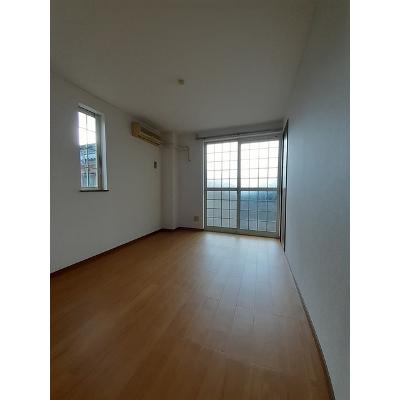 アーバンハウスⅡ 101【管理NO：1-010643401-01010】 ★家具家電は申し込み後に搬入します★ ★2026年10月下旬入居可能★の物件写真2