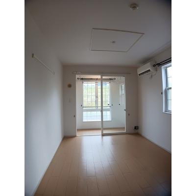 アルドール 101【管理NO：1-017734201-01010】 ★家具家電は申し込み後に搬入します★ ★2026年11月下旬入居可能★の物件写真2