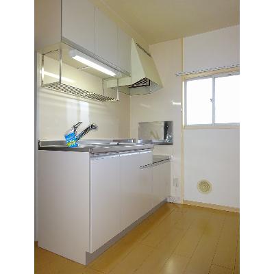 パティオ五月 201【管理NO：1-004469901-02010】 ★家具家電は申し込み後に搬入します★ ★2026年10月下旬入居可能★の物件写真3