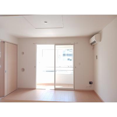シャン・シャトー　Ⅰ 102【管理NO：1-016491101-01020】 ★家具家電は申し込み後に搬入します★ ★2026年11月中旬入居可能★の物件写真2