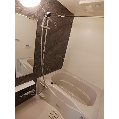 ラリュール 302【管理NO：1-027059801-03020】 ★家具家電は申し込み後に搬入します★ ★2026年10月下旬入居可能★の物件写真4