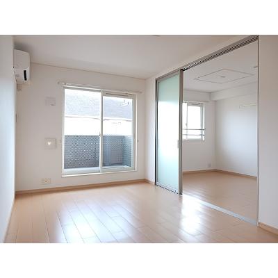 シャルマン　オーブ 201【管理NO：1-016017101-02010】 ★家具家電は申し込み後に搬入します★の物件写真2