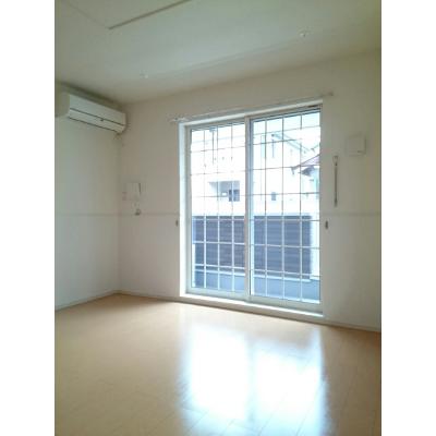 カーサ・セレノ 101【管理NO：1-019202001-01010】 ★家具家電は申し込み後に搬入します★ ★2026年11月上旬入居可能★の物件写真2