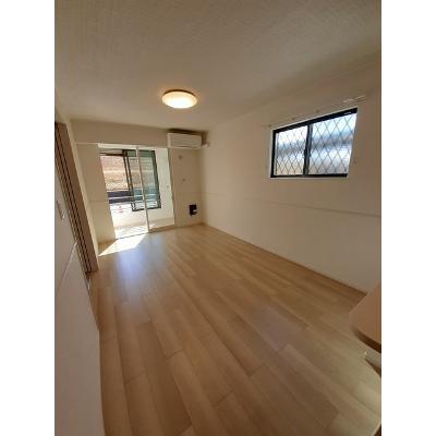 フォンターナ　Ａ 102【管理NO：1-026337001-01020】 ★家具家電は申し込み後に搬入します★ ★2026年10月下旬入居可能★の物件写真2