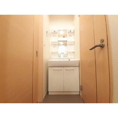 シエロ・イリーデ 103【管理NO：1-018249502-01030】 ★家具家電は申し込み後に搬入します★の物件写真6