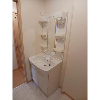 プレムローゾ 103【管理NO：1-016225601-01030】 ★家具家電は申し込み後に搬入します★の物件写真6