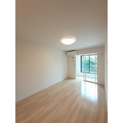 ヴェルデ 102【管理NO：1-026015301-01020】 ★家具家電は申し込み後に搬入します★ ★2026年11月下旬入居可能★の物件写真2