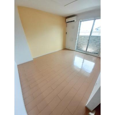 ピース　メープル 102【管理NO：1-018804101-01020】 ★家具家電は申し込み後に搬入します★ ★2026年11月下旬入居可能★の物件写真2
