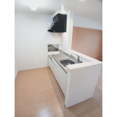 プリムローズ　Ⅰ 202【管理NO：1-019651701-02020】 ★家具家電は申し込み後に搬入します★ ★2026年11月下旬入居可能★の物件写真3