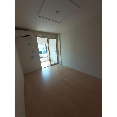 イリーデ　ディーオ　カーサ 102【管理NO：1-022435301-01020】 ★家具家電は申し込み後に搬入します★ ★2026年11月下旬入居可能★の物件写真2