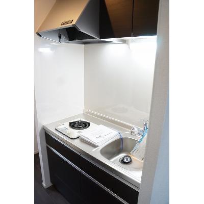 カーサ・シェーネ 101【管理NO：1-022052201-01010】 ★家具家電は申し込み後に搬入します★ ★2026年11月下旬入居可能★の物件写真3