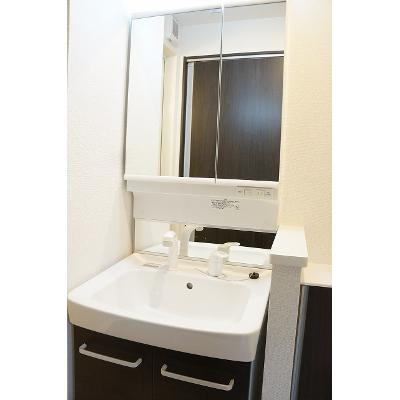 カーサ・シェーネ 101【管理NO：1-022052201-01010】 ★家具家電は申し込み後に搬入します★ ★2026年11月下旬入居可能★の物件写真6