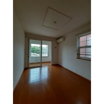 クレスト櫻 204【管理NO：1-014295102-02040】 ★家具家電は申し込み後に搬入します★ ★2026年11月下旬入居可能★の物件写真2