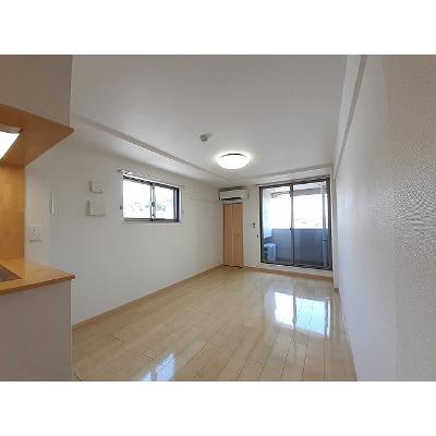 セイバリー湘南 201【管理NO：1-019069001-02010】 ★家具家電は申し込み後に搬入します★ ★2026年12月上旬入居可能★の物件写真2