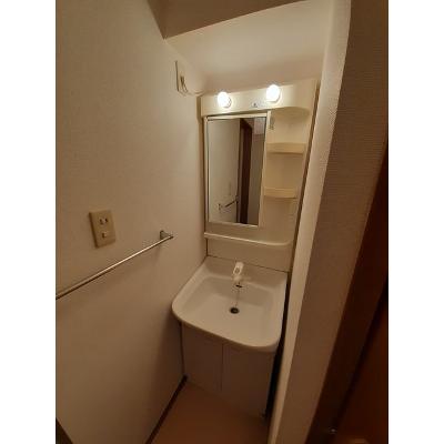 ハイム　駅東 201【管理NO：1-010673501-02010】 ★家具家電は申し込み後に搬入します★の物件写真6