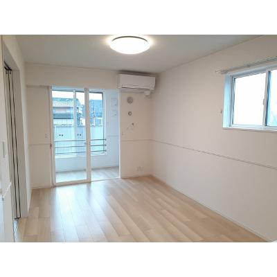 エクシア 103【管理NO：1-026392301-01030】 ★家具家電は申し込み後に搬入します★ ★2026年11月下旬入居可能★の物件写真2