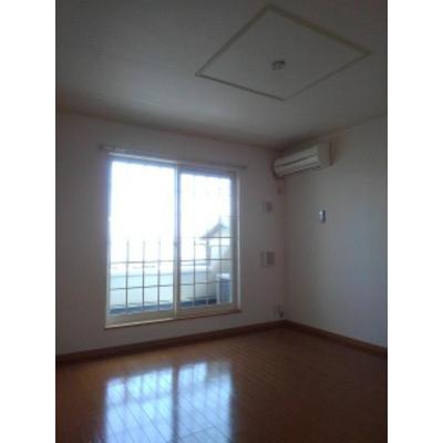 レフィナード 201【管理NO：1-014344201-02010】 ★家具家電は申し込み後に搬入します★ ★2026年11月下旬入居可能★の物件写真2