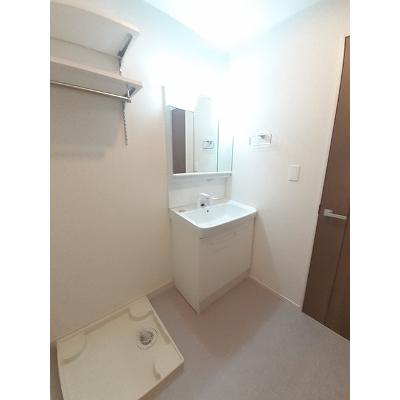 ラメール　ブルー 102【管理NO：1-027684101-01020】 ★家具家電は申し込み後に搬入します★ ★2026年12月上旬入居可能★の物件写真6