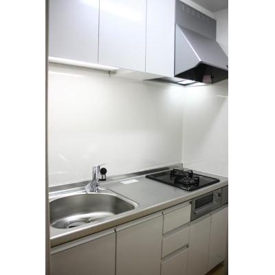 サンテールⅢ　Ｂ 102【管理NO：1-024051002-01020】 ★家具家電は申し込み後に搬入します★ ★2026年12月中旬入居可能★の物件写真3