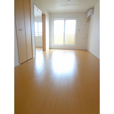 Ｖｅｒｉｅｓｔ八幡・サンレミ 205【管理NO：1-019370701-02030】 ★家具家電は申し込み後に搬入します★ ★2026年11月上旬入居可能★の物件写真2