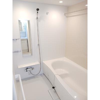 メゾン・ド・フロレゾン 201【管理NO：1-028257201-02010】 ★家具家電は申し込み後に搬入します★の物件写真4
