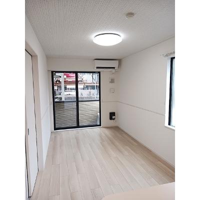 メゾン・ド・フロレゾン 107【管理NO：1-028257201-01070】 ★家具家電は申し込み後に搬入します★の物件写真2