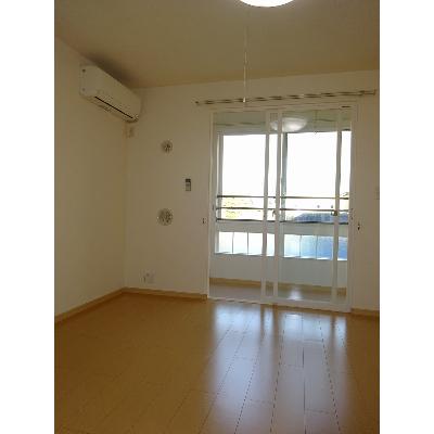 メゾン・カレント 201【管理NO：1-016617801-02010】 ★家具家電は申し込み後に搬入します★ ★2026年11月下旬入居可能★の物件写真2