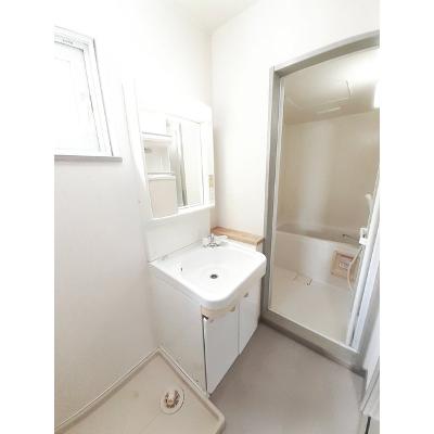 アーバンドエル 101【管理NO：1-009556301-01010】 ★家具家電は申し込み後に搬入します★ ★2026年11月下旬入居可能★の物件写真6