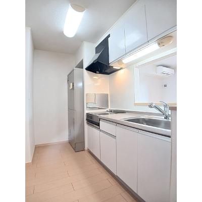 ＲＥＲＡ　Ⅰ 202【管理NO：1-015596801-02020】 ★家具家電は申し込み後に搬入します★の物件写真3