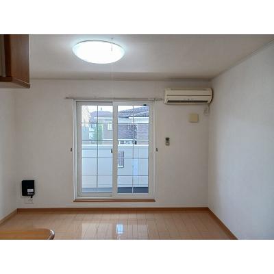 ラフィーネＣ 201【管理NO：1-014001901-02010】 ★家具家電は申し込み後に搬入します★ ★2026年11月上旬入居可能★の物件写真2