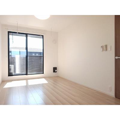 メゾン　リヴィエール　Ⅰ 202【管理NO：1-027882401-02020】 ★家具家電は申し込み後に搬入します★ ★2026年12月中旬入居可能★の物件写真2