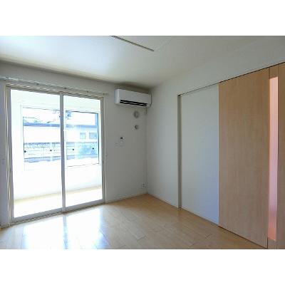 グラン・シャリオ　Ｂ 103【管理NO：1-023159102-01030】 ★家具家電は申し込み後に搬入します★ ★2026年11月上旬入居可能★の物件写真2