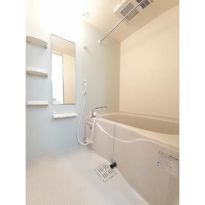 ロイ　モンテーニュ　Ⅲ 201【管理NO：1-020219402-02010】 ★家具家電は申し込み後に搬入します★ ★2026年11月下旬入居可能★の物件写真4